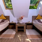Bed & Breakfast Ehostel 3*