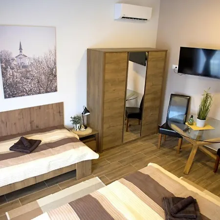 Bed & Breakfast Ehostel