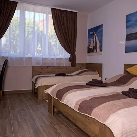 Ehostel Nocleg ze śniadaniem Ostrzyhom