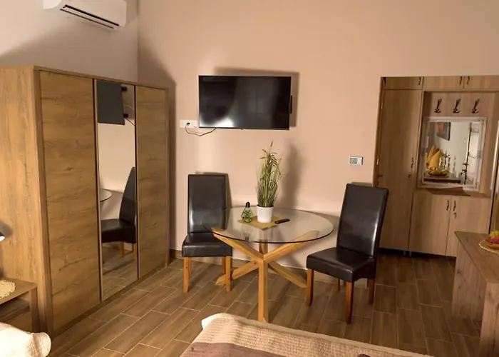 Ehostel 住宿加早餐酒店 3*