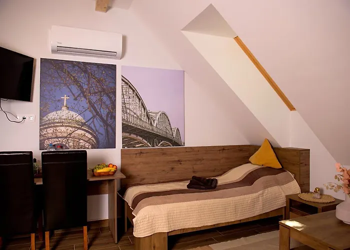 Ehostel 住宿加早餐酒店 艾斯特根